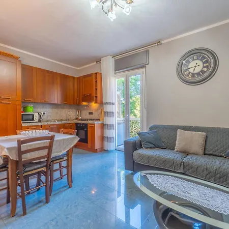 Brorent Casa Aurora Ольбія